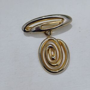 Vintage Gold Tone Brooch